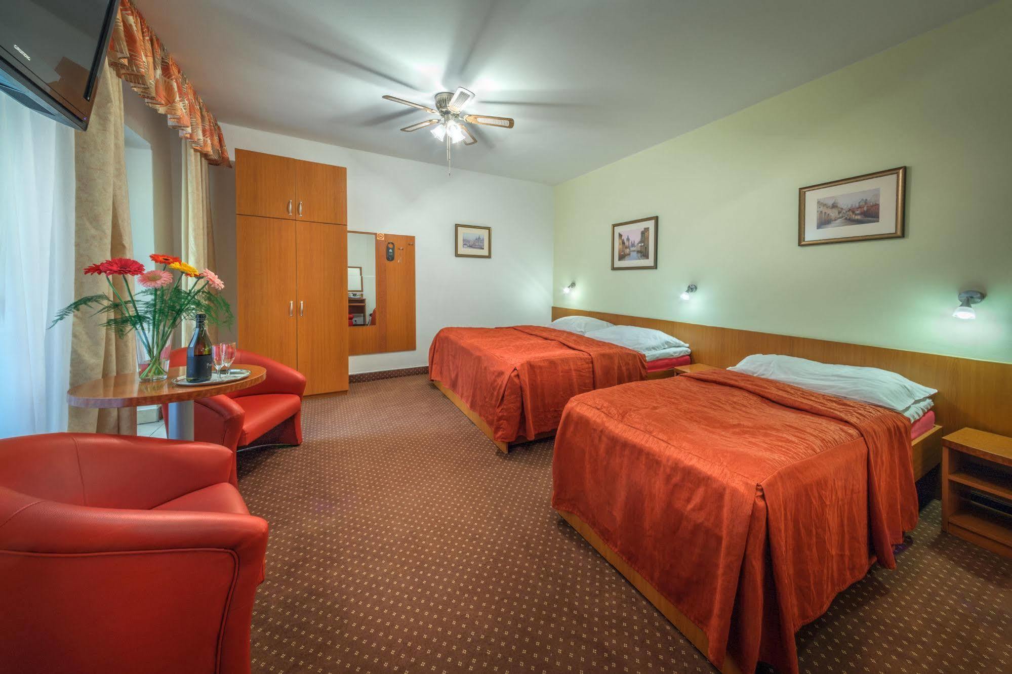 Seifert 4* Praga